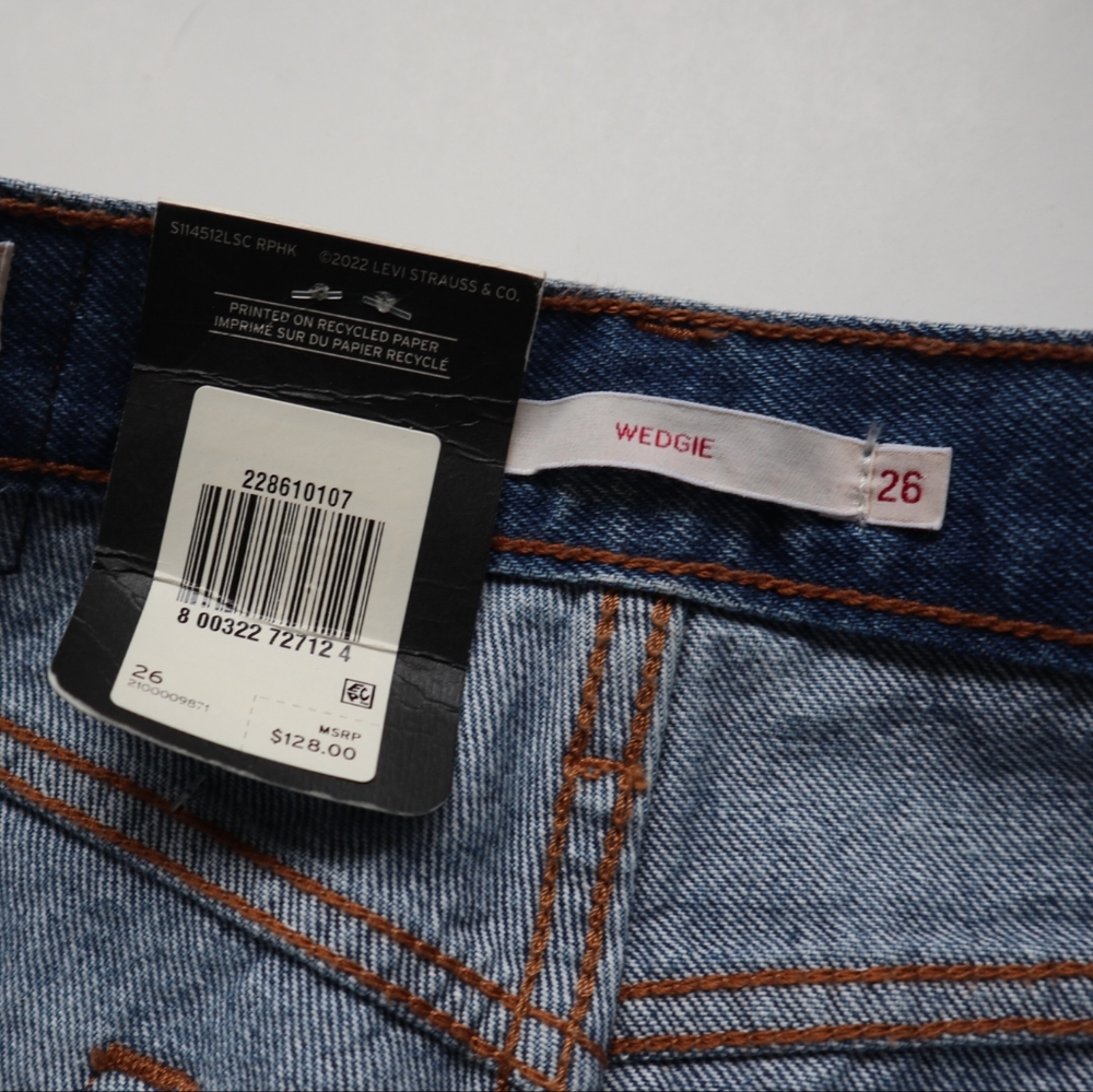Levi's Wedgie High Rise Jeans - Picture 3 of 10